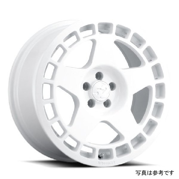 fifteen52 Turbomac 18x8.5 5x112 45mm ET 66.56mm センターボア ラリーホワイトホイール fftTURRW-88551+45 WO店 54,825円