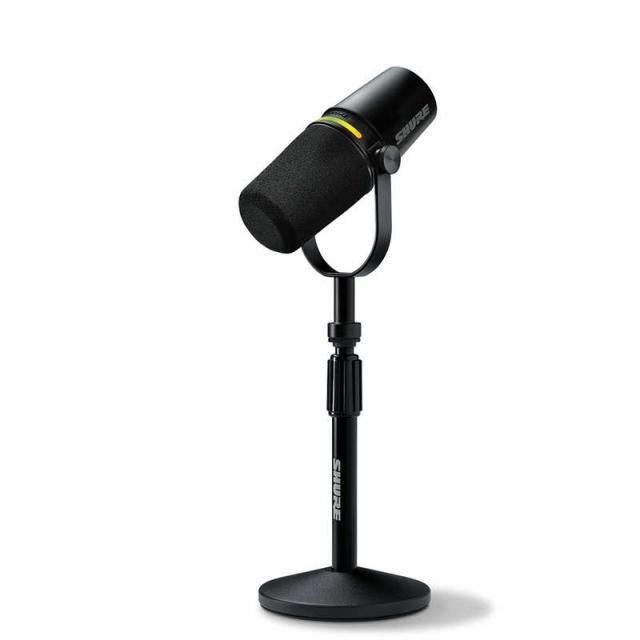 【美品】SHURE MV7+ ブラック｜オーディオテクニカデスクマイクスタンド付 SHURE ポッドキャストマイクロホン デスクトップマイクスタンド付き