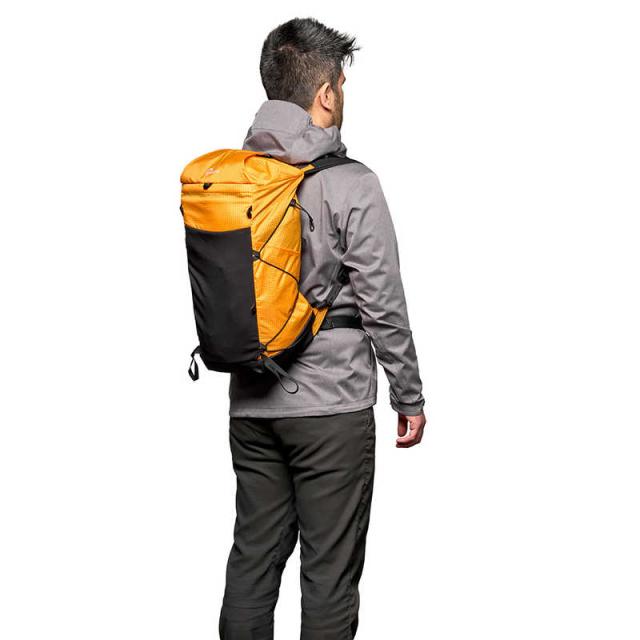 ロープロ　ランナバウト BP 18L オレンジ [15〜20L]　LP37443-PWW_8