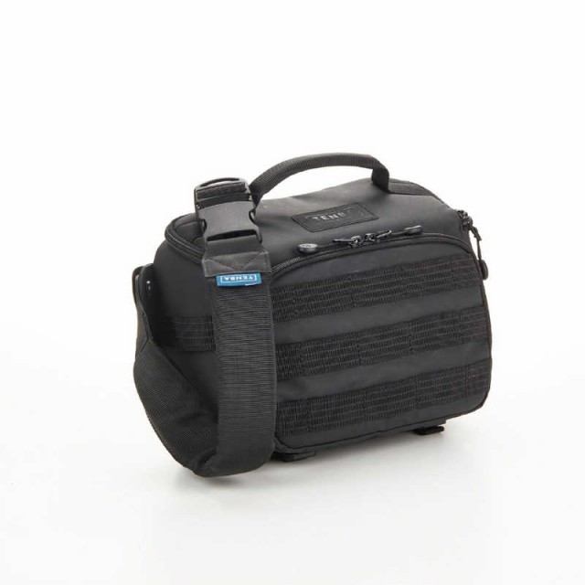 テンバ　Axis v2 4L Sling Bag Black　637-760