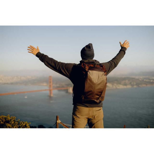 PEAKDESIGN　アウトドア バックパック 25L エクリプス　BABP-25-EP-1の通販は