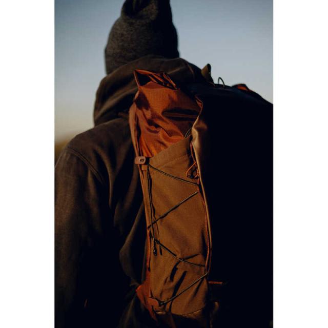 PEAKDESIGN　アウトドア バックパック 25L エクリプス　BABP-25-EP-1の通販は