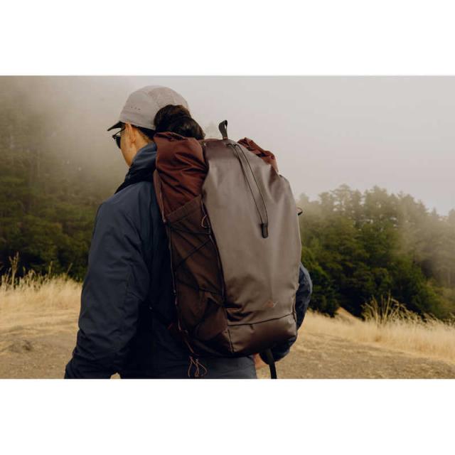 PEAKDESIGN　アウトドア バックパック 25L エクリプス　BABP-25-EP-1の通販は