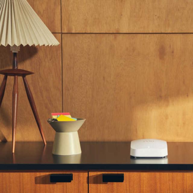 Amazon Wi-Fiルーター 2402＋2402＋574Mbps eero Pro 6E [Wi-Fi 6E(ax