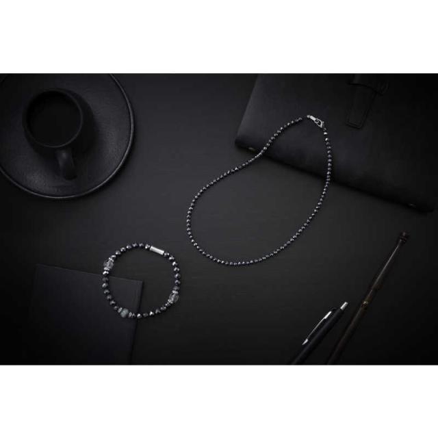 コラントッテ　ループ LUCEα(18.5cm) ブラック(イーグルアイ×水晶)　DABAB2014