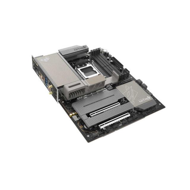 SAPPHIRE　NITRO＋ X870EA Phantomlink ［ATX］　N-X870EAP/52122-01-40G_4