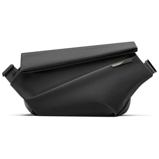 イルプリモ　クロスボディバッグ R1 SLING BAG R1 スリングバッグ(32×22×15cm/ブラック) ブラック　R1BK