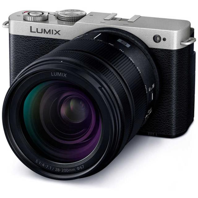 パナソニック　Panasonic　ミラーレス一眼カメラ　LUMIX S9 高倍率ズームレンズキット DC-S9H-S ダークシルバー