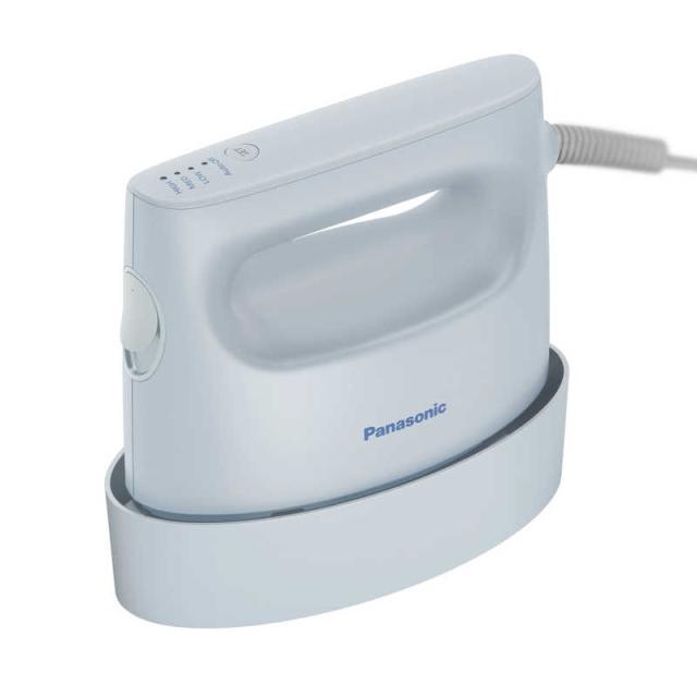 パナソニック　Panasonic　衣類スチーマー プレスもできる2WAY ３段階温度調節 ハンガーショット機能付き クレイブルー　NI-FS60C-A 10,756円