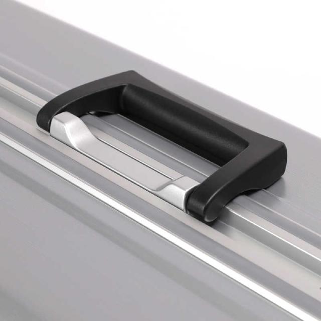 BERMAS フレームタイプ ハードスーツケース 静音ストッパーキャスター