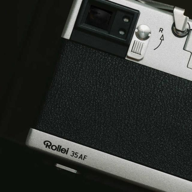 ローライ フィルムカメラ 35AF クローム ［フィルム式］ Rollei 35AF