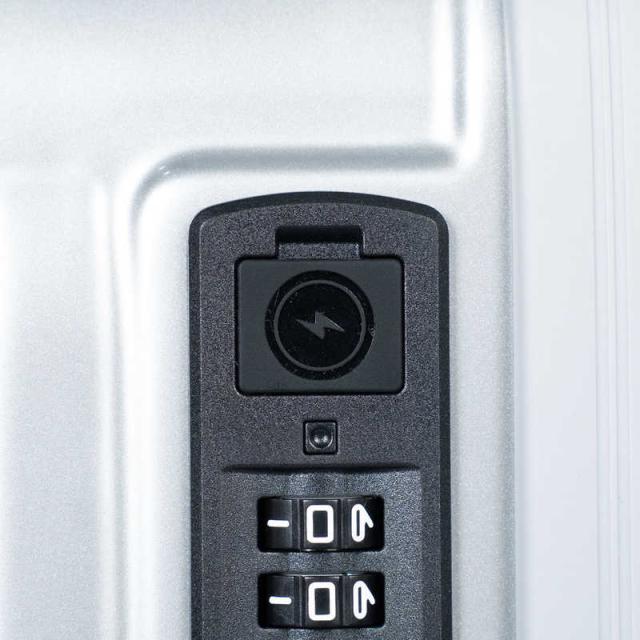 MOBUS スーツケース ジッパータイプ 宿泊目安：1〜3日間 031L 拡張機能