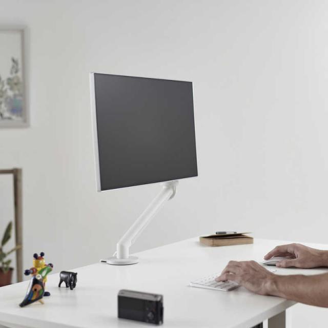 COLEBROOKBOSSONSAUND　Flo スプリング式 シングルモニターアーム ホワイト ホワイト　CBSFLOWHITEの通販は