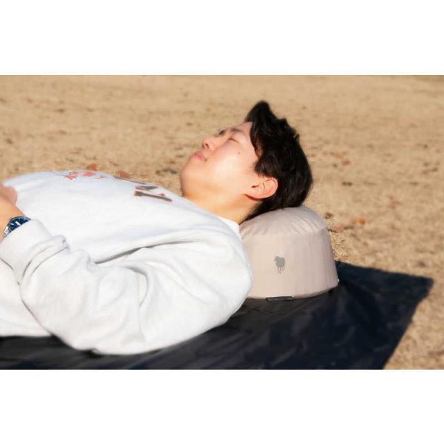 太陽 ヒツジのいらない枕 マジックドーム ゴールドベージュ の通販はau