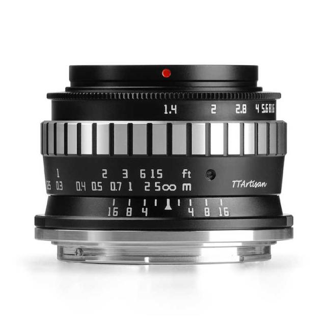 銘匠光学　カメラレンズ 一眼レフ用 交換レンズ　TTArtisan 23mm f/1.4 C ブラック×シルバー