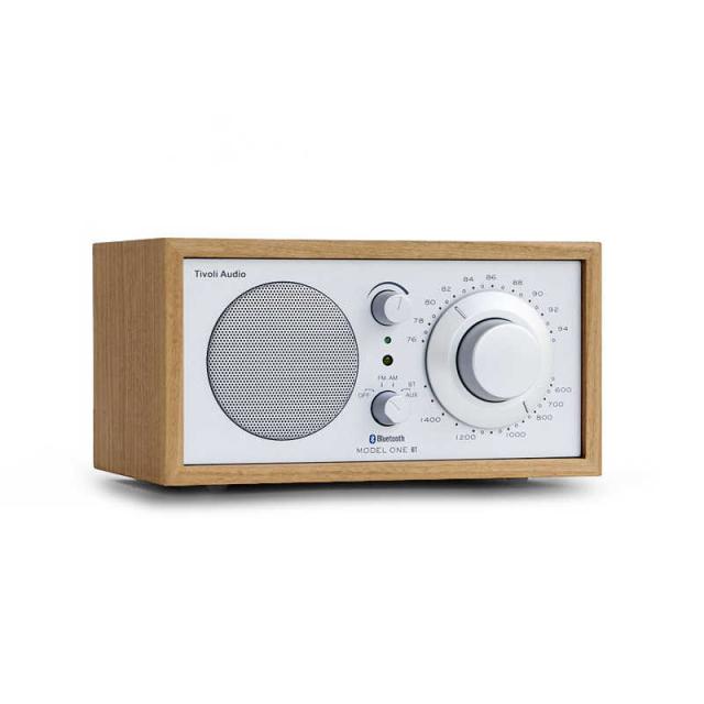 TIVOLIAUDIO　Model One BT｜ AM/ ワイドFM/ Bluetooth テーブルラジオ スピーカー ［Bluetooth対応］ Silver-Cherry　M1BT-1455-JP_1
