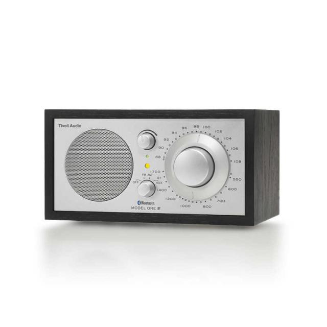 TIVOLIAUDIO　Model One BT｜ AM/ ワイドFM/ Bluetooth テーブルラジオ スピーカー ［Bluetooth対応］ Silver-Black　M1BT-1874-JP_1