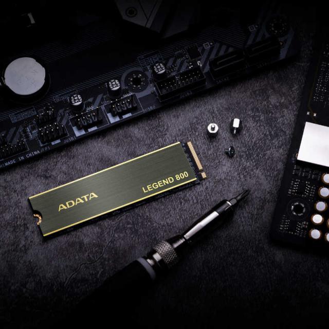 ADATA　内蔵 SSD PCIExpress接続 LEGEND 800 1TB M.2 バルク品　ALEG-800-1000GCSの通販は