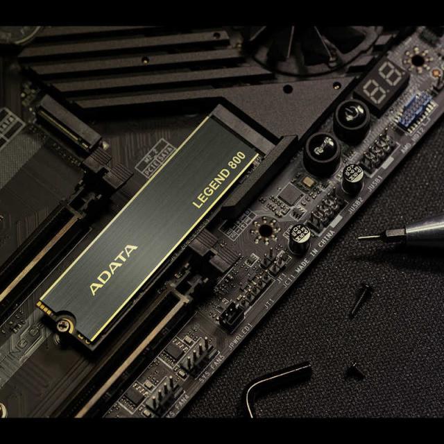 ADATA　内蔵 SSD PCIExpress接続 LEGEND 800 1TB M.2 バルク品　ALEG-800-1000GCSの通販は