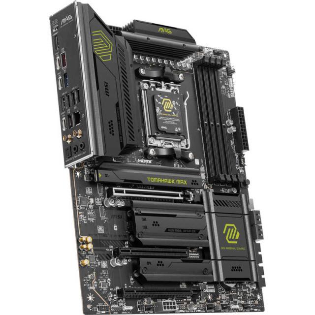 MSI　MAG B850 TOMAHAWK MAX WIFI ［ATX］　MAGB850TOMAHAWKMAXWIFI_3