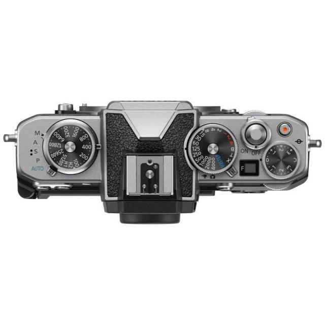 ニコン　Nikon　ミラーレス 一眼 カメラ ボディ　Z fc ボディ シルバー_3