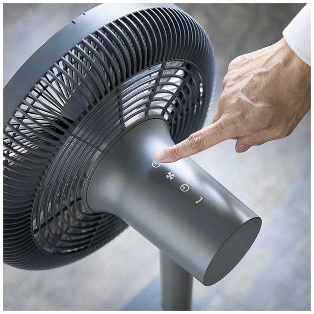 アピックス　扇風機 DCモーター搭載 (省エネタイプ) 自動首振り機能あり ソーラーパワー リモコン付き -GY　AEF-900R