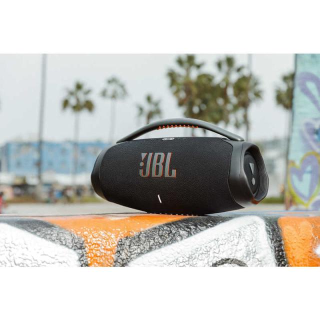 JBL JBLBOOMBOX3BLKJN Bluetoothスピーカー ブラック Amazon.co.jp: JBL BOOMBOX 3 Bluetothスピーカー IP67防塵水/3way 5