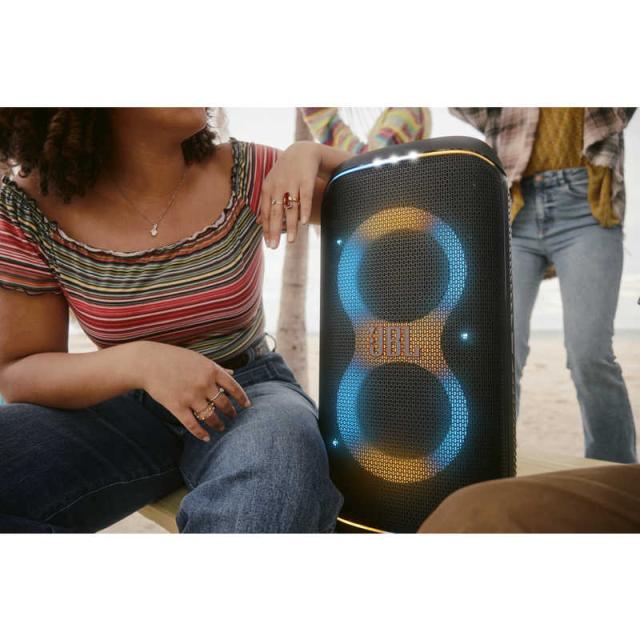JBL　ブルートゥーススピーカー ［防水 /Bluetooth対応］ ブラック　JBLPBCLUB120JN_12
