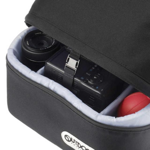 OUTDOOR　OUTDOOR PRODUCTS（アウトドアプロダクツ） カメラデイパック 03 ブラック [4〜6L]　ODCDP03BK_4