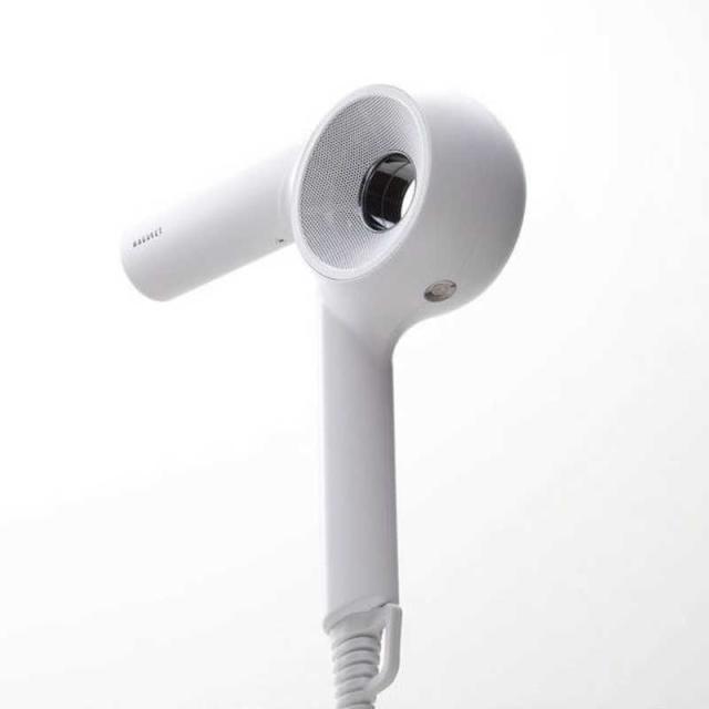 ホリスティックキュアーズ MAGNETHairPro(マグネットヘアプロ