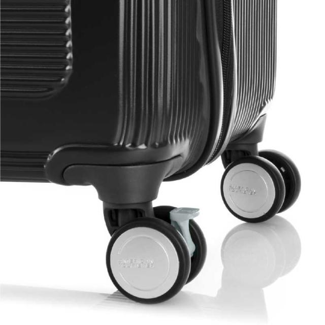 アメリカンツーリスター　ストッパー付スーツケース Sサイズ ［1〜3泊にオススメ］ TSAダイヤルロック搭載 マキシーヴォ (MAXIVO) ［TSAロック搭載］ ジェットブラック　HO2*19001の通販は