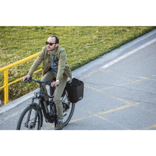 Shad Bikes(シャッド バイクス) DAILY 自転車ボックス 20L ワンタッチ脱着式 オスログレー BH0D20063M 自転車 リアバスケット・後ろカゴ_2