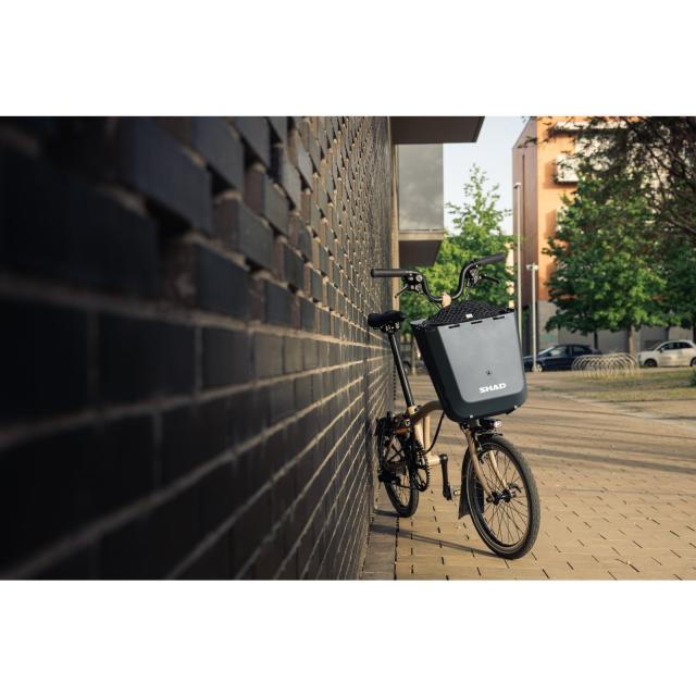 Shad Bikes(シャッド バイクス) DAILY 自転車ボックス 20L Brompton フロント用 オスログレー BH0D20063BR 自転車 フロントバスケット・新聞・前カゴ_4