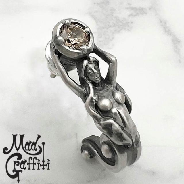 マッドグラフィティ Mad Graffiti レイディアンス M ピアス スタッド シルバー ピアス メンズ 1個売り 片耳用 1P シルバー925 アクセサリー 人気 ブランド ギフト 誕生日 クリスマス 記念日 MG-PE-0029の通販は