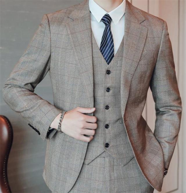 チェック柄ビジネススリーピーススーツ メンズ3ピーススーツ スリム スーツセットアップ 大きいサイズメンズ茶色ブラウン通勤パーティの通販はau Pay マーケット Hikari 株式会社