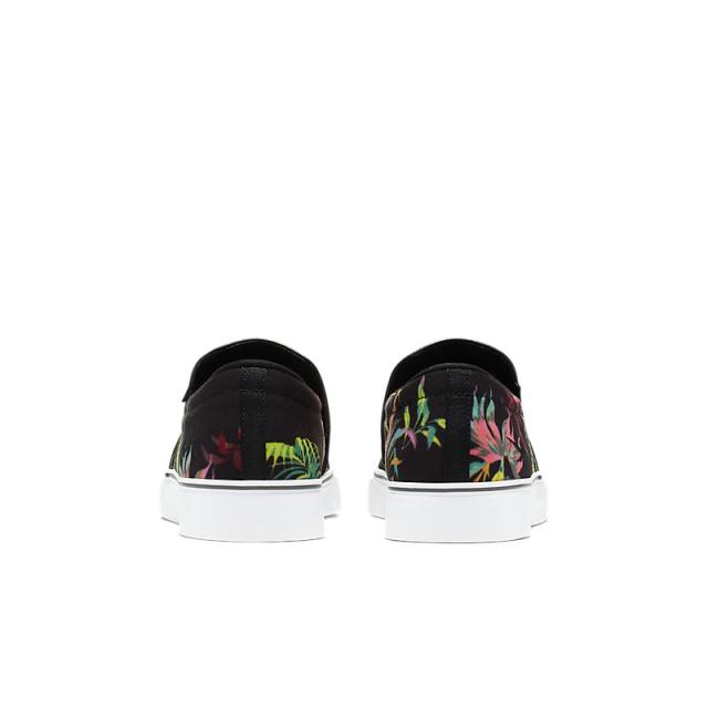 スリッポン スニーカー メンズ シューズ ナイキ Nike コート ロイヤル Ac Slp Se ローカット キャンバス ボタニカル 花柄 スリップオン の通販はau Pay マーケット Apworld 9日9 59まで Big Saleクーポン有