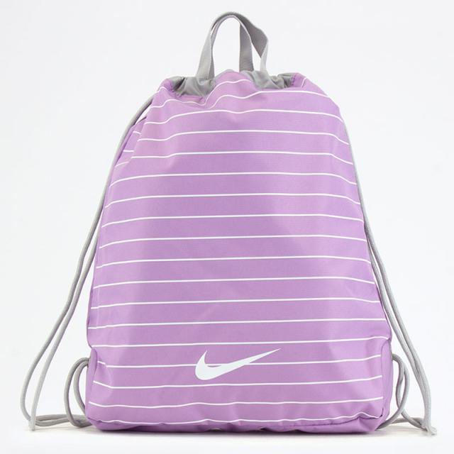 プールバッグ キッズ ジュニア ガールズ 女の子 子ども ナイキ Nike Girls ドローストリング スイムバッグ 10l 巾着タイプ ナップサック の通販はau Pay マーケット Apworld
