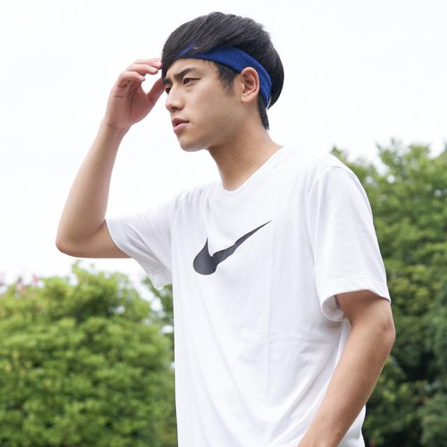 ヘッドバンド ナイキ Nike スウッシュ ヘアバンド おでこ 汗止め スポーツ アクセサリー メンズ レディース テニス ジョギング Bn1003 40の通販はau Pay マーケット Apworld