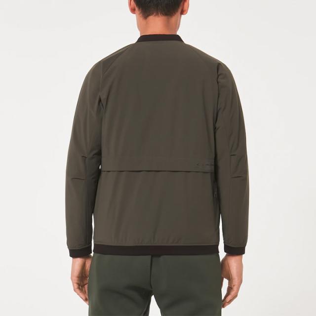 ジャケット MA-1タイプ アウター メンズ/オークリー OAKLEY/スポーツウェア 撥水 軽量 ブルゾン ジャンバー 男性 普段使い 上着/FOA400864 オークリー ウインドジャケット MA-1 BORDERLESS BOMBER M OAKLEY