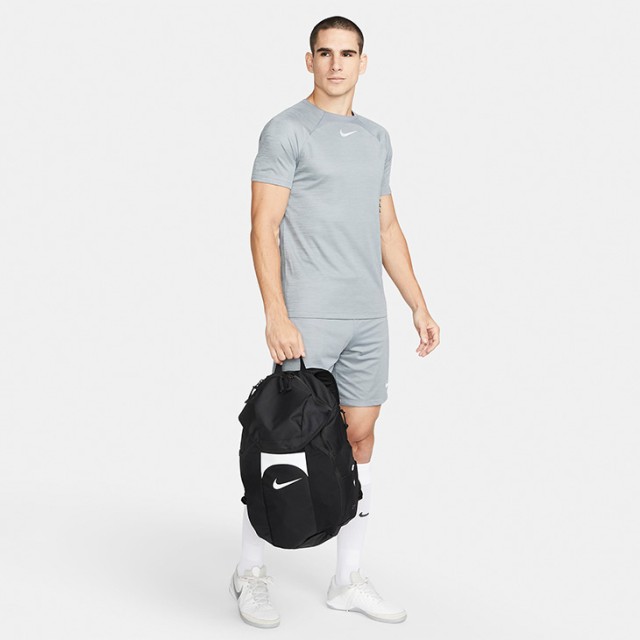 ナイキ リュックサック 30L バッグ メンズ レディース NIKE アカデミー