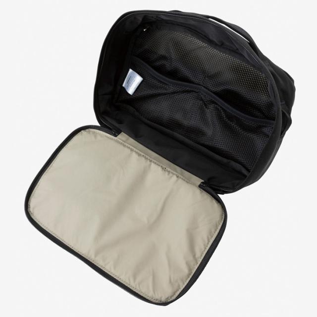 ザ・ノース・フェイス ショルダーバッグ 4L メンズ レディース 鞄 THE NORTH FACE メトロスケープショルダー ユニセックス アウトドア ブランド バッグ 肩掛け 斜め掛け ナイロン ポーチ 男女兼用 シンプル ノースフェイス かばん/NM82412 ザ・ノース・フェイス ショルダーバッグ 4L メンズ レディース 鞄 THE