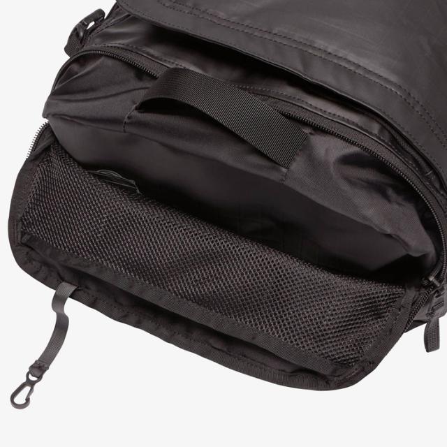 ザ・ノース・フェイス ダッフルバッグ 31L ボストンバッグ THE NORTH FACE ベースキャンプ ボイジャーライト｜トラベル用 中型バッグ 多機能 リュック 手持ち 鞄 ユニセックス トラベルバッグ 旅行 かばん ポケッタブル ナイロン ブランド カバン USA企画/NM82380_15