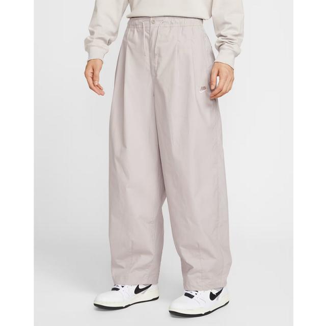 ナイキ バルーンパンツ メンズ NIKE クラブ ロングパンツ ウーブンパンツ ゆったりフィット 男性 ウェア オーバーサイズ 長ズボン 無地 シンプル メンズボトムス ずぼん 服 メンズウエア ブランド アパレル/HJ1974-009
