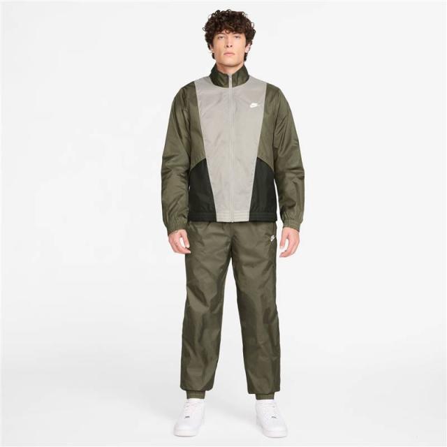 ナイキ ウィンドブレーカー メンズ 上下 NIKE クラブ ウーヴン トラックスーツ スポーツウェア 長袖ジャケット ロングパンツ セットアップ 男性 上下組 トレーニング 運動 ウインドブレイカー ジップアウター 長ズボン オリーブ色 ブランド アパレル/HJ1986-222