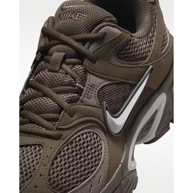 ナイキ スニーカー メンズシューズ NIKE V5 RNR ローカット シューズ スポーティ 男性 レトロランスタイル Y2K メンズ靴 メンズスニーカー メンズ靴 運動靴 紳士靴 オリーブ色 グリーン スポカジ スポーツMIX ナイキ靴 ブランド nike くつ/II6292-200_6