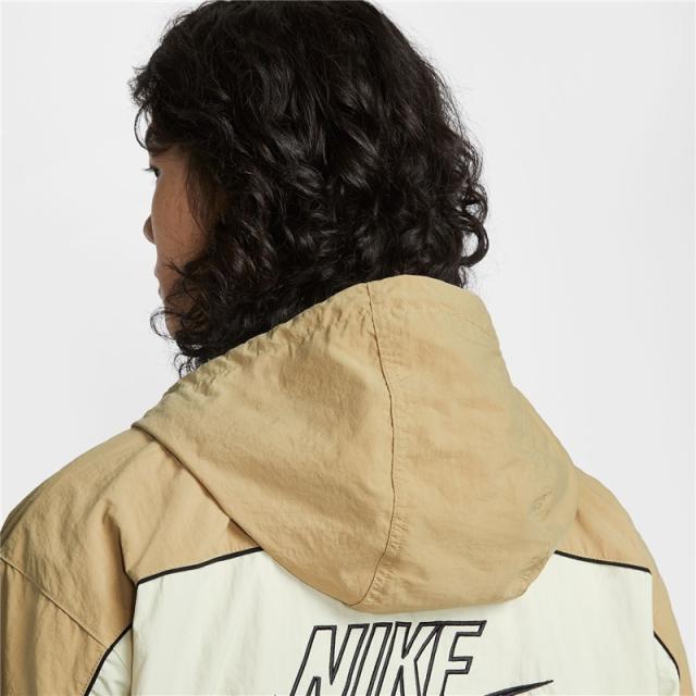 ナイキ ウィンドブレーカー メンズ NIKE クラブ フーデッド ジャケット スポーツウェア アウター 男性 ウィンドジャケット スポーティ パーカージャケット ウインドブレイカー ジャンバー ナイロン 上着 ベージュ ブランド アパレル/HJ2013-298_7