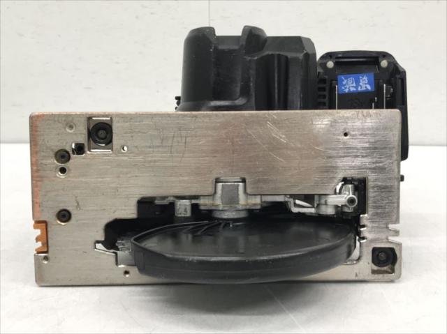 S5493 送料無料！【中古品】18V 165mm 充電式マルノコ マキタ HS631DZB バッテリ充電器別売_2