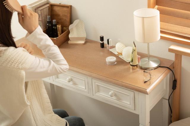 コンソール 桐 ラック 収納 ブラウン ホワイト ディスプレイ コレクション 引き出し付き 天然木 ナチュラル デスク サイドボード 軽量 飾り棚 韓国インテリア くすみカラーの通販は