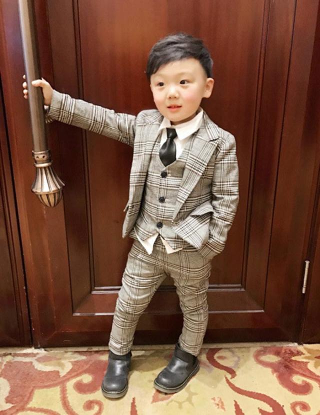 子供スーツ 5点セット 即納 シャツあり フォーマルスーツ おしゃれ サイズ選択可能 チェック柄 スーツ ズボン ベスト セットアップ ジャケット
