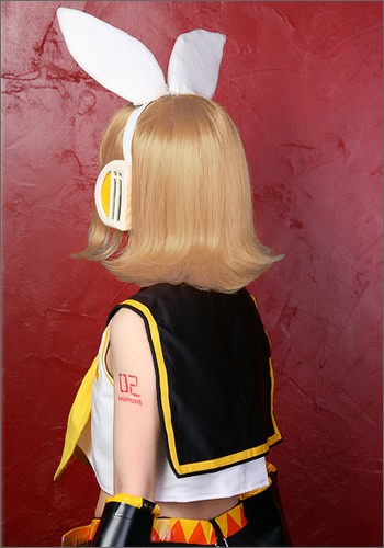 VOCALOID 鏡音 リン 風 ウィッグ　キャラウィッグ　コスプレウィッグ　フルウィッグ　コスプレ　耐熱｜au PAY マーケット